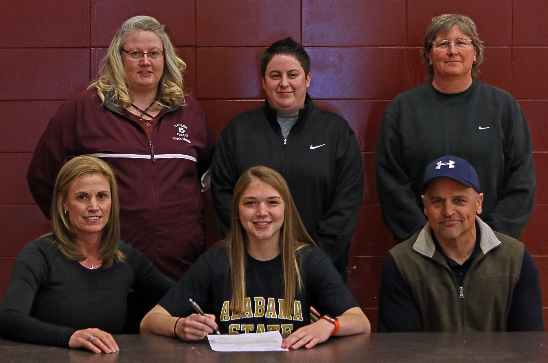 Lauryn Drake signing